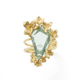 VIOLA CANADENSIS TWISTED SHANK RING IN YELLOW GOLD WITH GREEN AMETHYST